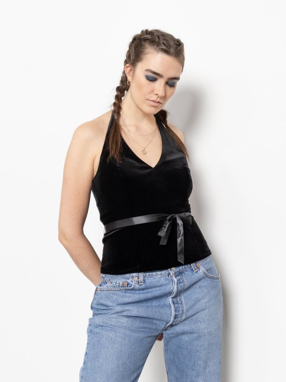 BLACK VELVET HALTER Top Vintage Backless Tie Up Low Cut 90's / Medium